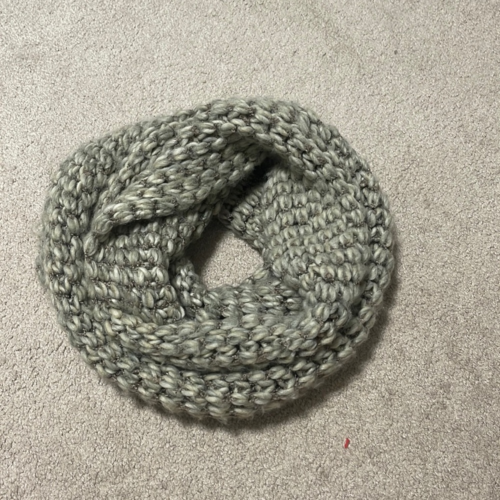 knit infinity scarf